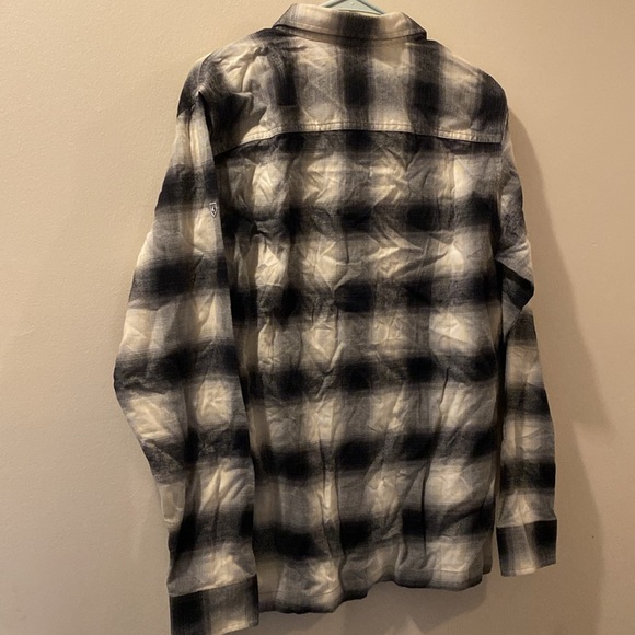 Kuhl Men's Black and White Plaid flannel button down shirt - size medium - Picture 7 of 8